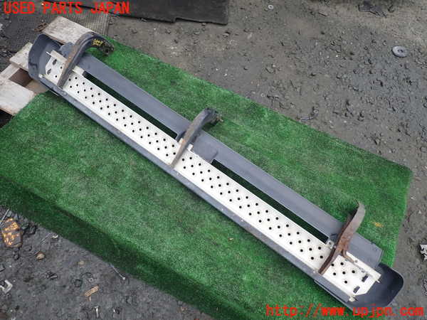 1UPJ-9238061390]パジェロ(V75W)右サイドステップ 中古_2
