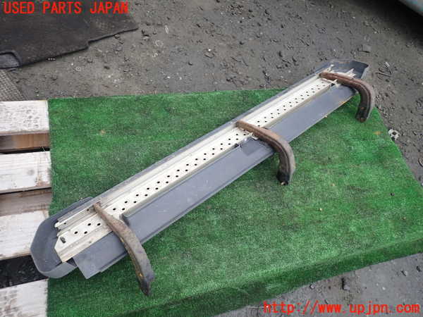 1UPJ-9238061392]パジェロ(V75W)左サイドステップ 中古_2