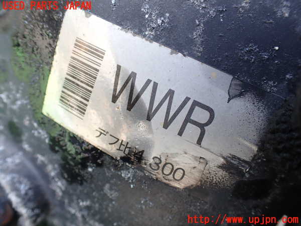 1UPJ-9238064350]パジェロ(V75W)フロントデフ 中古_3