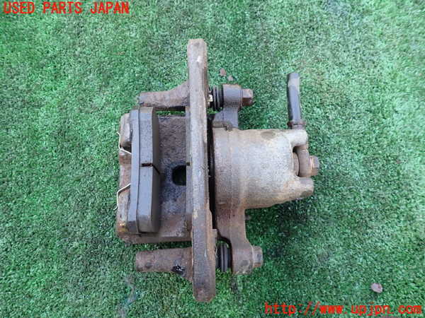 1UPJ-9238064090]パジェロ(V75W)右リアキャリパー 中古_2