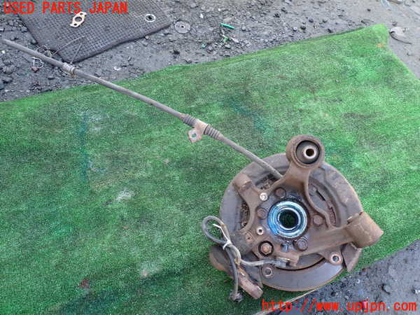 1UPJ-9238064305]パジェロ(V75W)左リアナックルハブ 中古_2