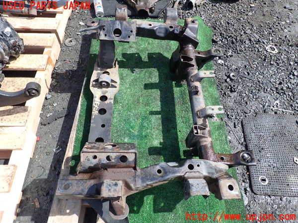 1UPJ-9238065285]パジェロ(V75W)フロントメンバー 中古_3