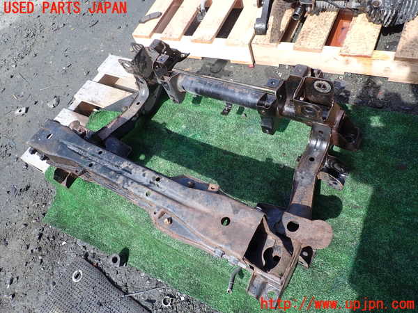 1UPJ-9238065285]パジェロ(V75W)フロントメンバー 中古_4