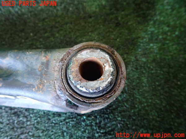 1UPJ-9238065200]パジェロ(V75W)右リアロアアーム1 中古_2