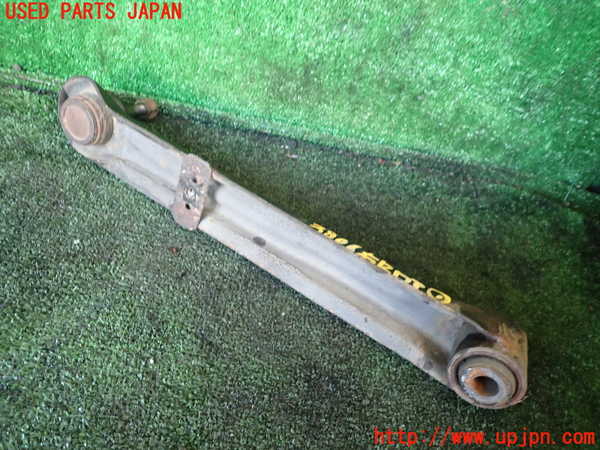 1UPJ-9238065200]パジェロ(V75W)右リアロアアーム1 中古_3