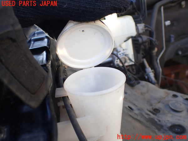 1UPJ-9238066791]パジェロ(V75W)ウォッシャータンク1 中古_3