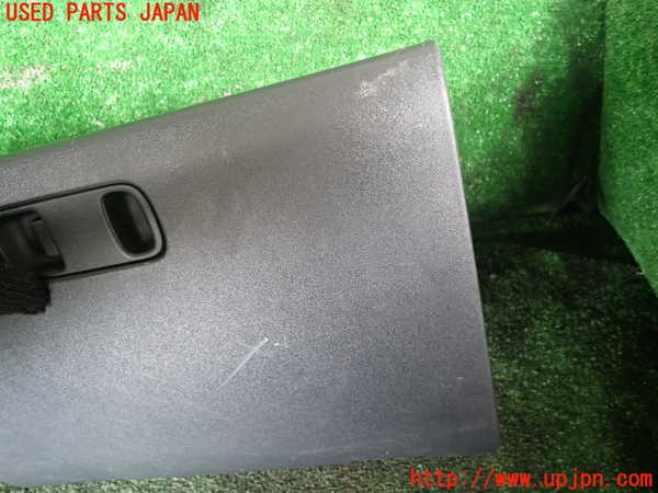 1UPJ-9238067517]パジェロ(V75W)グローブボックス2 中古_2