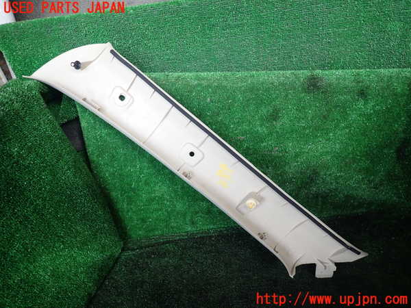 1UPJ-9238067655]パジェロ(V75W)右フロントピラートリム 中古_2