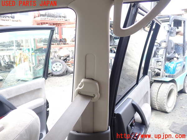 1UPJ-9238067665]パジェロ(V75W)右センターピラートリム 中古_2