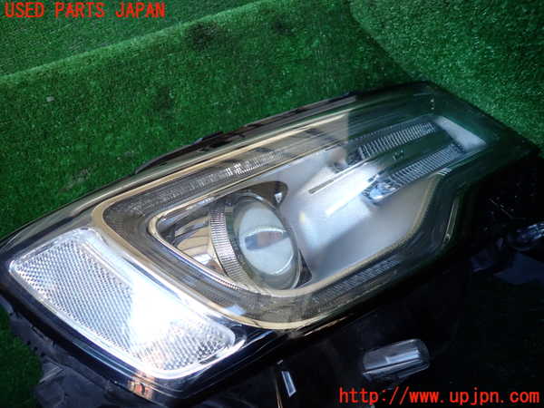 1UPJ-9238071130]ジープ・グランドチェロキー(WK36TA)右ヘッドライト HID 中古_2