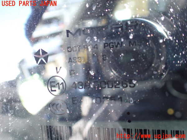 1UPJ-9238071380]ジープ・グランドチェロキー(WK36TA)右クォーターガラス 中古_3