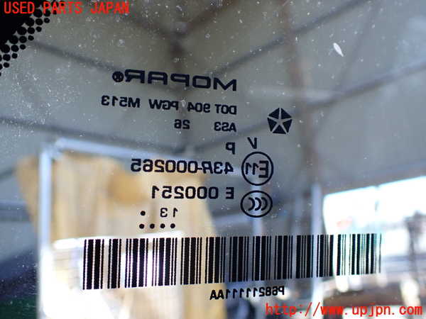 1UPJ-9238071382]ジープ・グランドチェロキー(WK36TA)左クォーターガラス MOPAR M513 中古_3