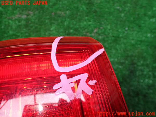 1UPJ-9238071536]ジープ・グランドチェロキー(WK36TA)左テールランプ 中古_2