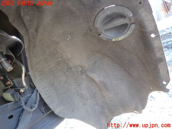 1UPJ-9238071090]ジープ・グランドチェロキー(WK36TA)右前フェンダーライナー 中古_2