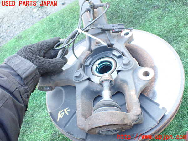 1UPJ-9238074290]ジープ・グランドチェロキー(WK36TA)右フロントナックルハブ 中古_3