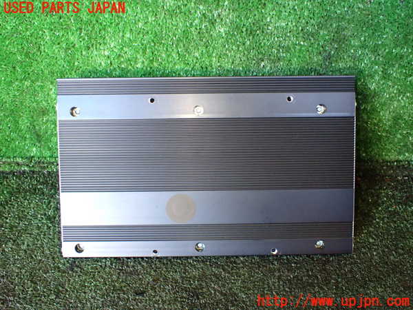 1UPJ-9238076525]ジープ・グランドチェロキー(WK36TA)アンプ 中古_3