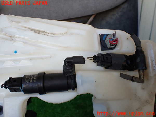 1UPJ-9238076791]ジープ・グランドチェロキー(WK36TA)ウォッシャータンク1 中古_4