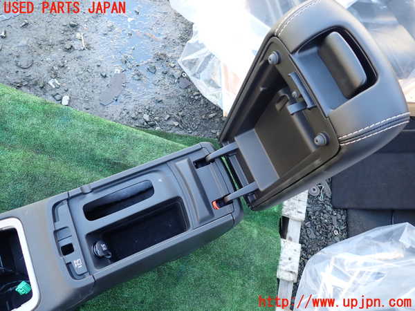 1UPJ-9238077540]ジープ・グランドチェロキー(WK36TA)センターコンソール 中古_3