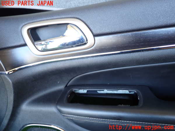 1UPJ-9238071234]ジープ・グランドチェロキー(WK36TA)右前ドア内張り 中古_2