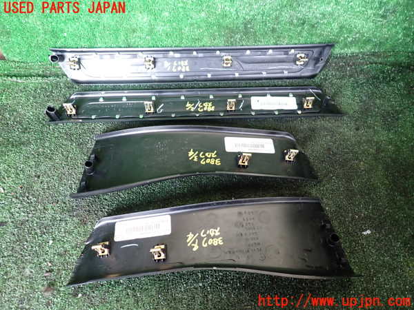 1UPJ-9238077740]ジープ・グランドチェロキー(WK36TA)スカッフプレート 中古_2