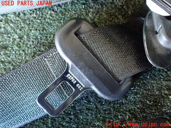 1UPJ-9238077075]ジープ・グランドチェロキー(WK36TA)助手席シートベルト 中古_2