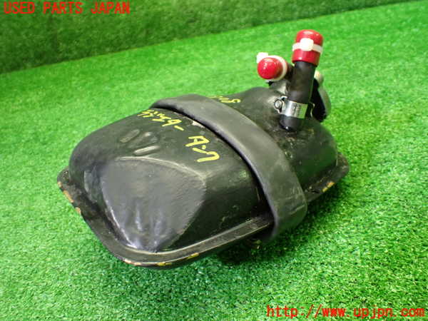 1UPJ-9238082410]MG・ミジェット(不明)ラジエータータンク 中古_4