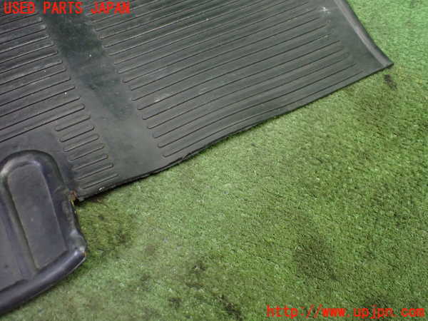 1UPJ-9238087800]MG・ミジェット(不明)フロアマット 中古_3