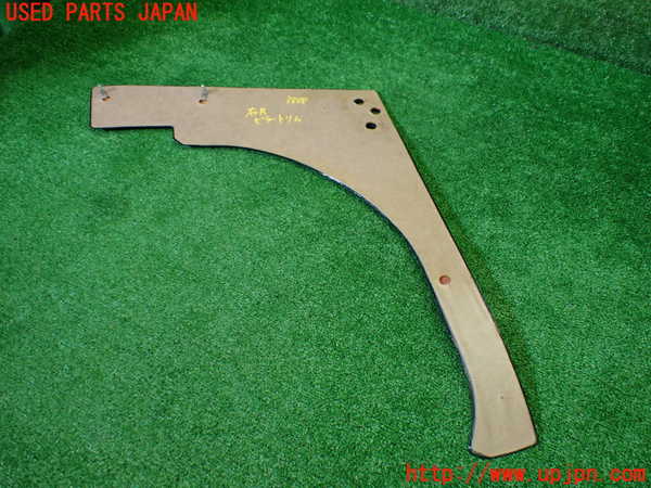 1UPJ-9238087675]MG・ミジェット(不明)右リアピラートリム 中古_3