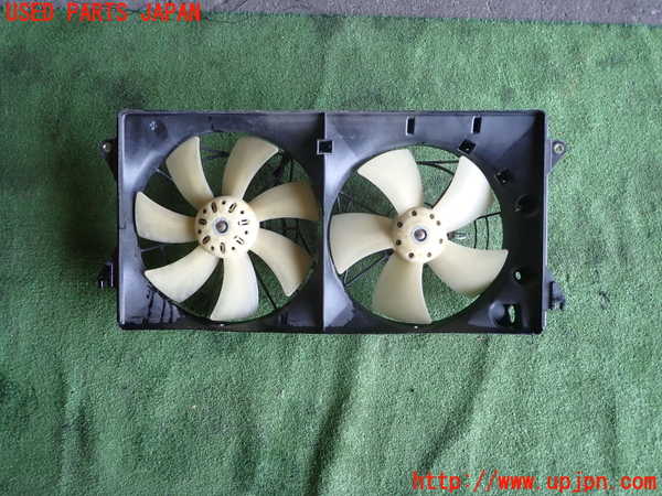 1UPJ-9238096836]セリカ(ZZT231)電動ファン1 中古_2