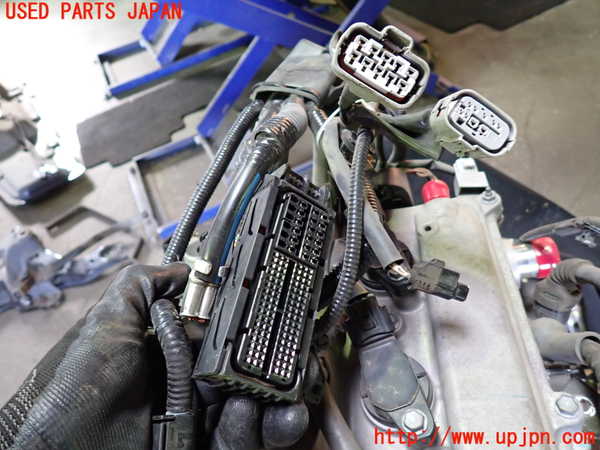 1UPJ-9238102010]ヴェルファイア(ANH20W)エンジン 2AZ-FE 中古_3