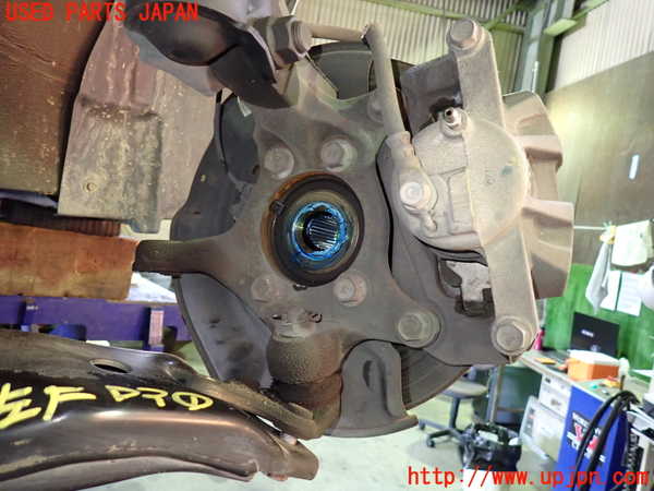 1UPJ-9238104295]ヴェルファイア(ANH20W)左フロントナックルハブ 中古_2