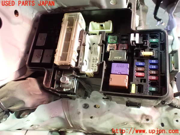 1UPJ-9238106743]ヴェルファイア(ANH20W)ヒューズボックス3(EGルーム内助手席側) 中古_2