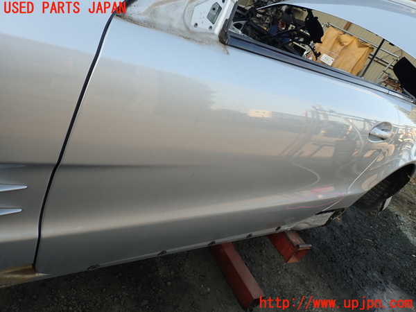 1UPJ-9238111260]ベンツ SL350(230467)(R230)左ドア 中古_3