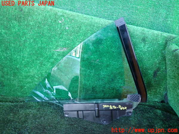 1UPJ-9238111382]ベンツ SL350(230467)(R230)左クォーターガラス 中古(43R-001025 M241)_2