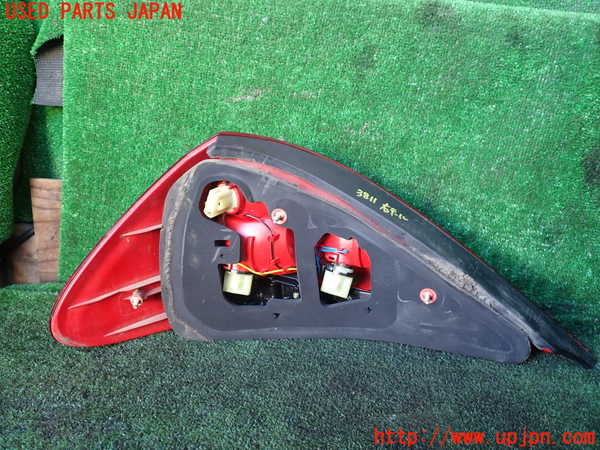 1UPJ-9238111530]ベンツ SL350(230467)(R230)右テールランプ 中古_3