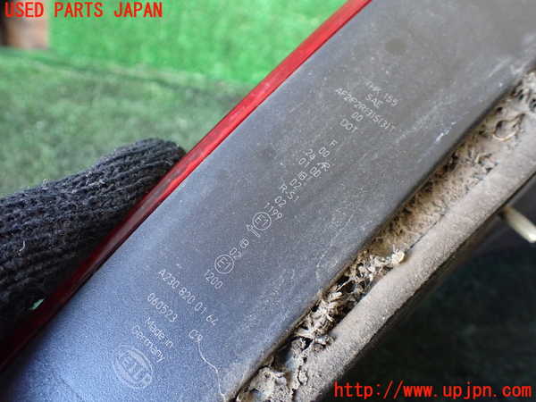1UPJ-9238111536]ベンツ SL350(230467)(R230)左テールランプ 中古_3
