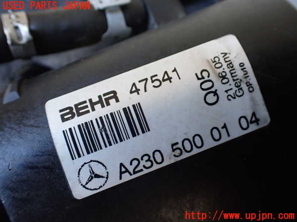 1UPJ-9238112321]ベンツ SL350(230467)(R230)ラジエーター1 中古_3