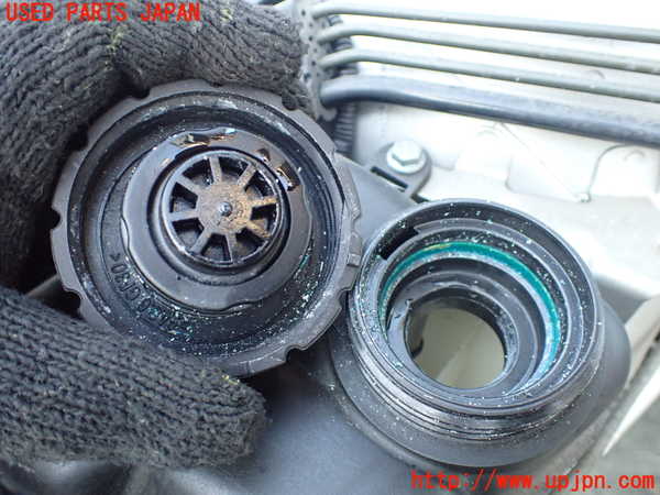 1UPJ-9238112410]ベンツ SL350(230467)(R230)ラジエータータンク 中古_2