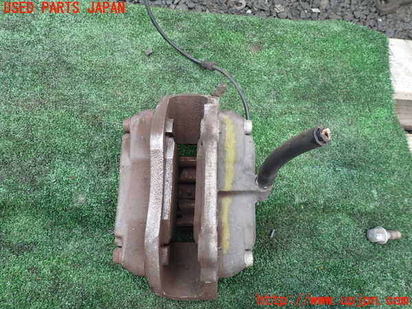 1UPJ-9238114080]ベンツ SL350(230467)(R230)右フロントキャリパー 中古_2