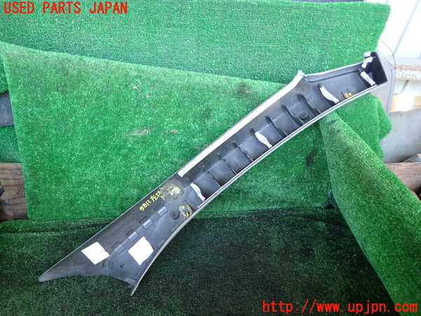 1UPJ-9238117660]ベンツ SL350(230467)(R230)左フロントピラートリム 中古_2