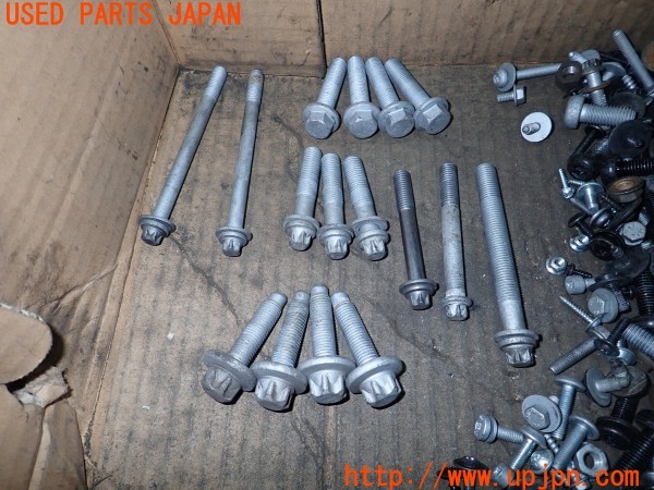 3UPJ=9238120720]BMW X3(WX20 F25)ネジ・ナット・ステー類 セット ジャンク_2