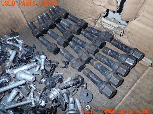 3UPJ=9238120720]BMW X3(WX20 F25)ネジ・ナット・ステー類 セット ジャンク_5