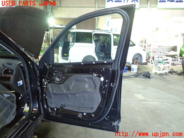 1UPJ-9238121230]BMW X3 F25(WX20)右前ドア SEKURIT M40 中古_3