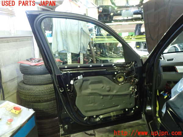 1UPJ-9238121260]BMW X3 F25(WX20)左前ドア SEKURIT M40 中古_3