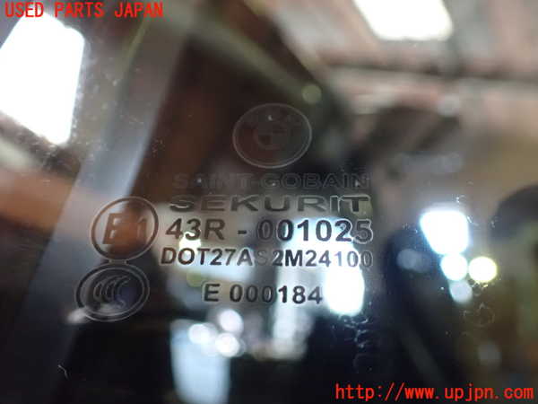 1UPJ-9238121320]BMW X3 F25(WX20)左後ドア SEKURIT M24100 中古_2