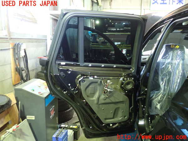 1UPJ-9238121320]BMW X3 F25(WX20)左後ドア SEKURIT M24100 中古_3