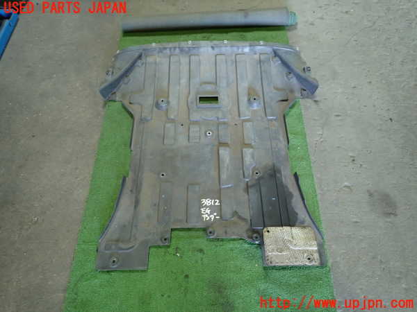 1UPJ-9238122170]BMW X3 F25(WX20)エンジンアンダーカバー 中古_2