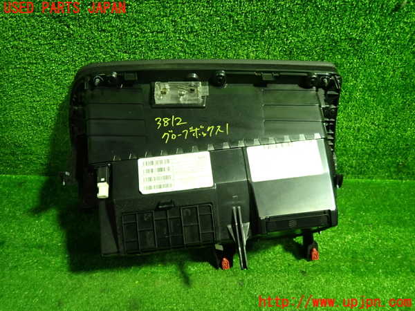 1UPJ-9238127516]BMW X3 F25(WX20)グローブボックス1 中古_3