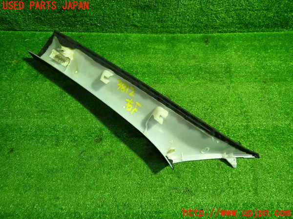 1UPJ-9238127655]BMW X3 F25(WX20)右フロントピラートリム 中古_3