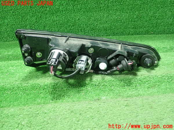 1UPJ-9238131550]カローラ ツーリング(MZEA17W)右リアフィニッシャー 中古_2